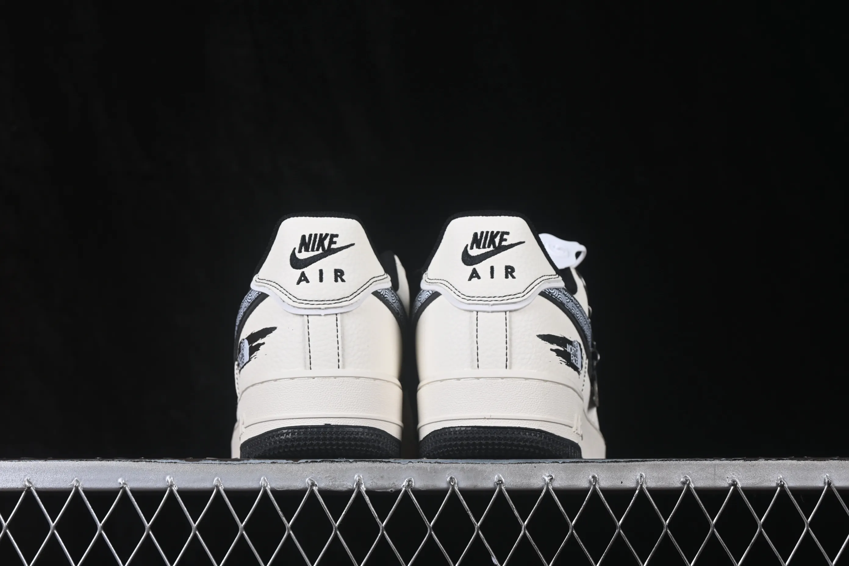 All categories Nk Air Force 1 Air Force series Nk Air Force 1 Low Air Force low-top Nike Air Force 1'07 Low Air Force 1 low-top casual sneakers GS2288-006